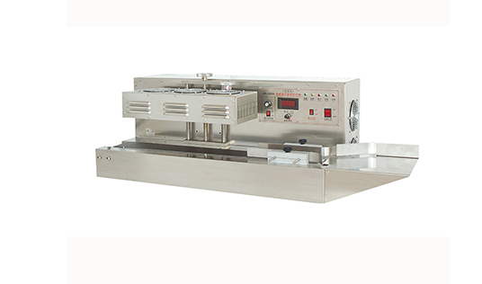 Full automatic electromagnetic aluminum foil induction sealing machine