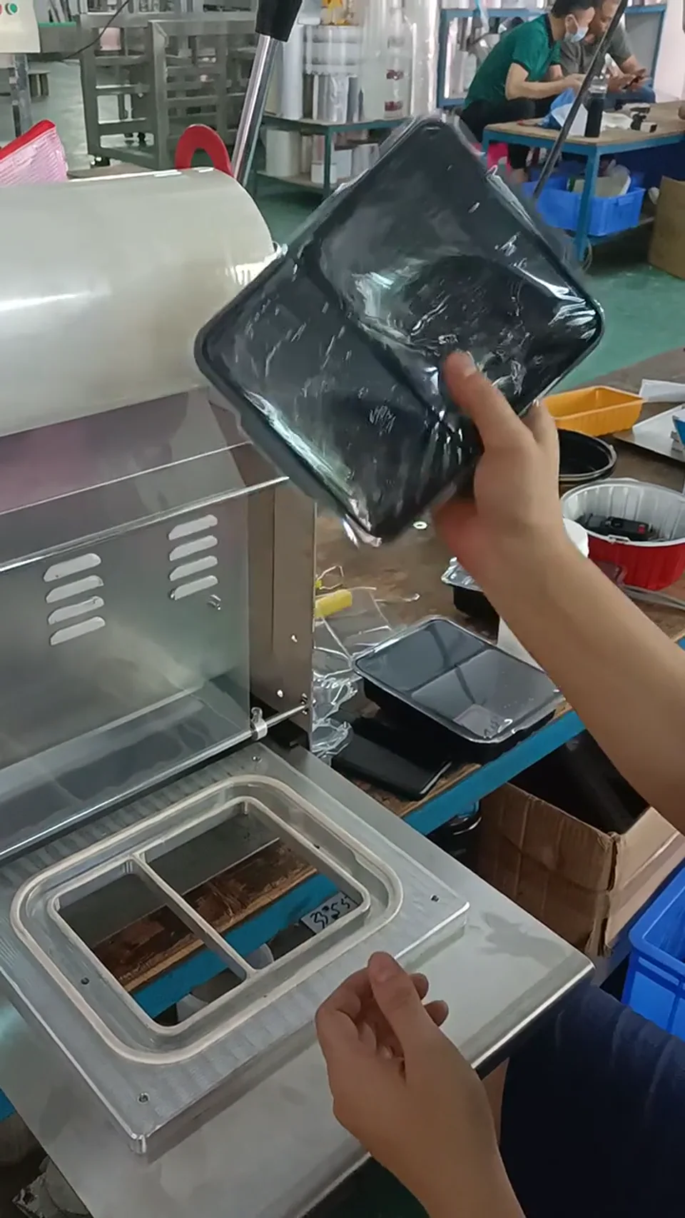 Manual sealing demonstration
