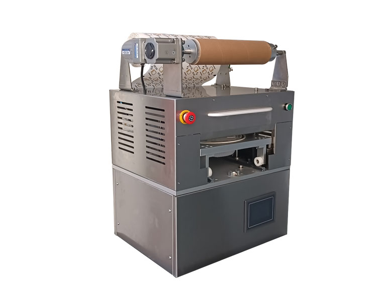 Box sealing machine